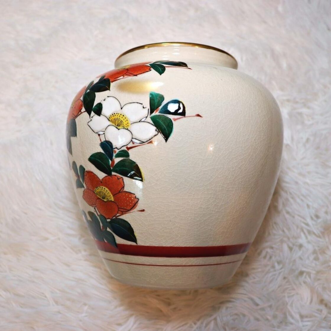 九谷焼 壺 花瓶 金彩上絵椿文様 貫入 翠穂作 | PAY ID