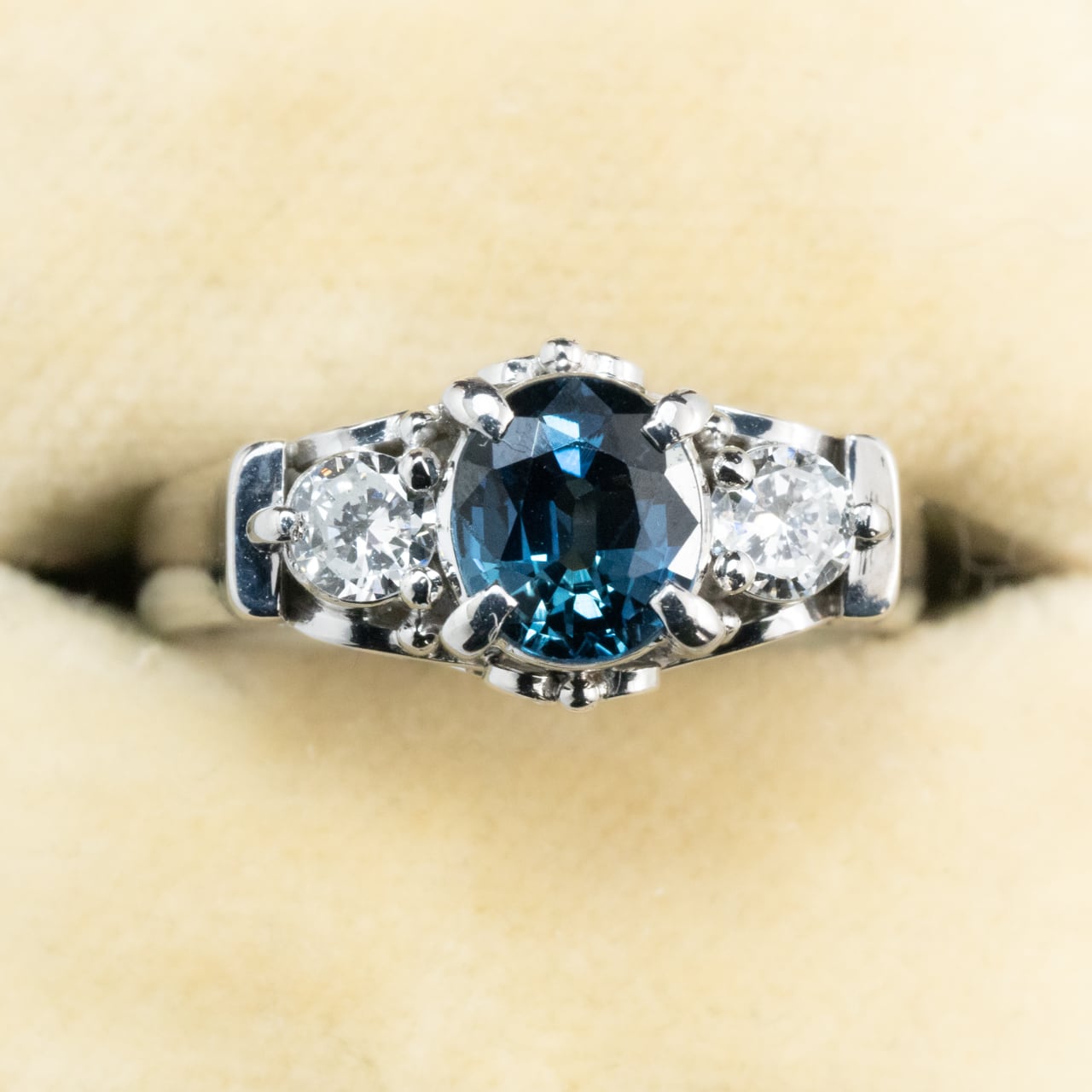 天然サファイア/p900 ダイヤモンドリング Pt900 天然サファイア 2.47ct × ダイヤモンド 昭和レトロ リング｜3