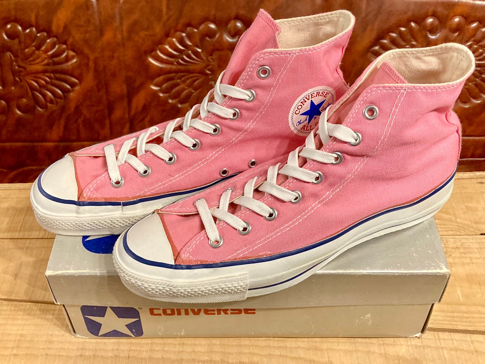 ピンクハイカットコンバース　converse オールスター　箱付き