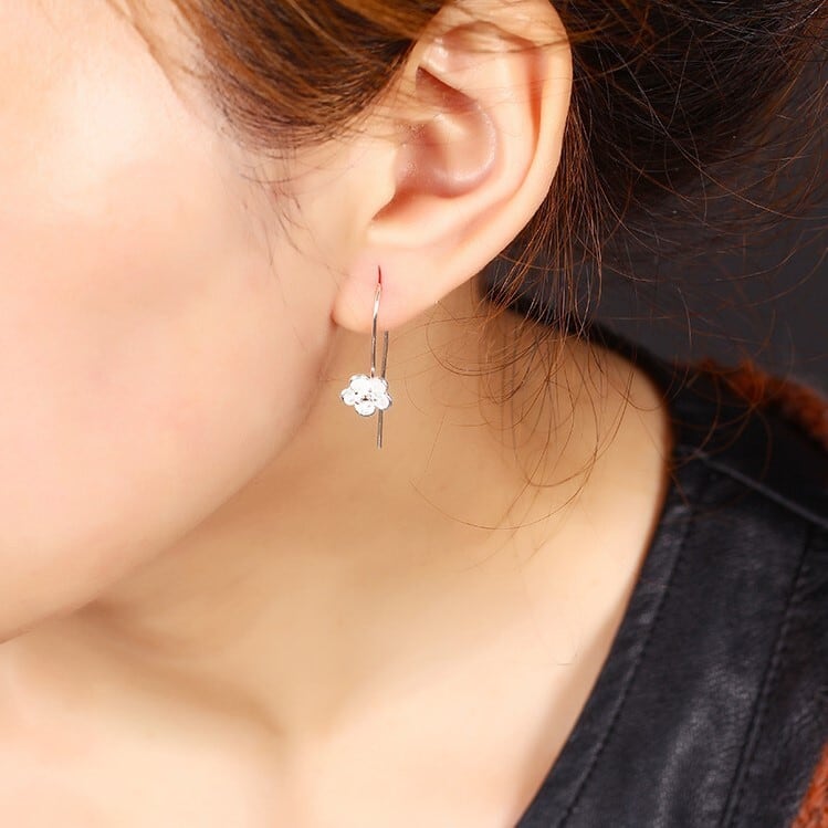 梅の花のピアス SILVER 0283 | Vary