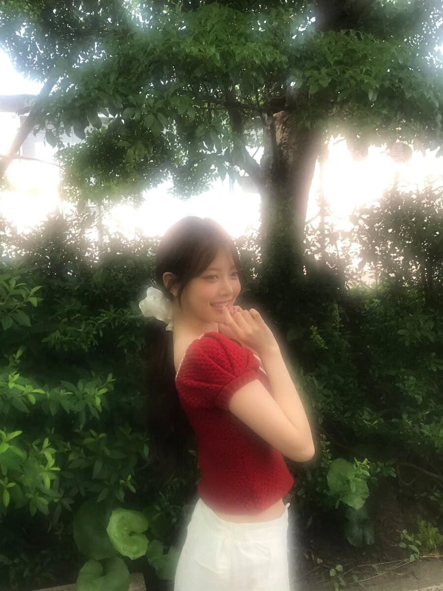 ☆LE SSERAFIM ウンチェ 着用！！【sinoon】PUFF HALF KNIT TOP (RED