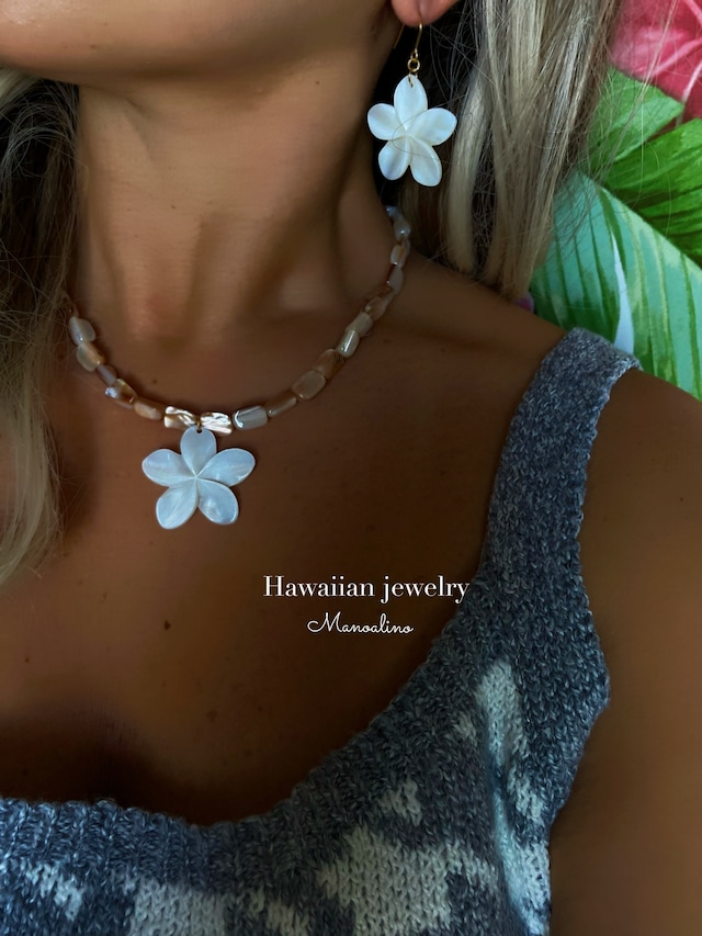 Hawaiian Big Plumeria necklace(ハワイアンビックプルメリアネックレス)