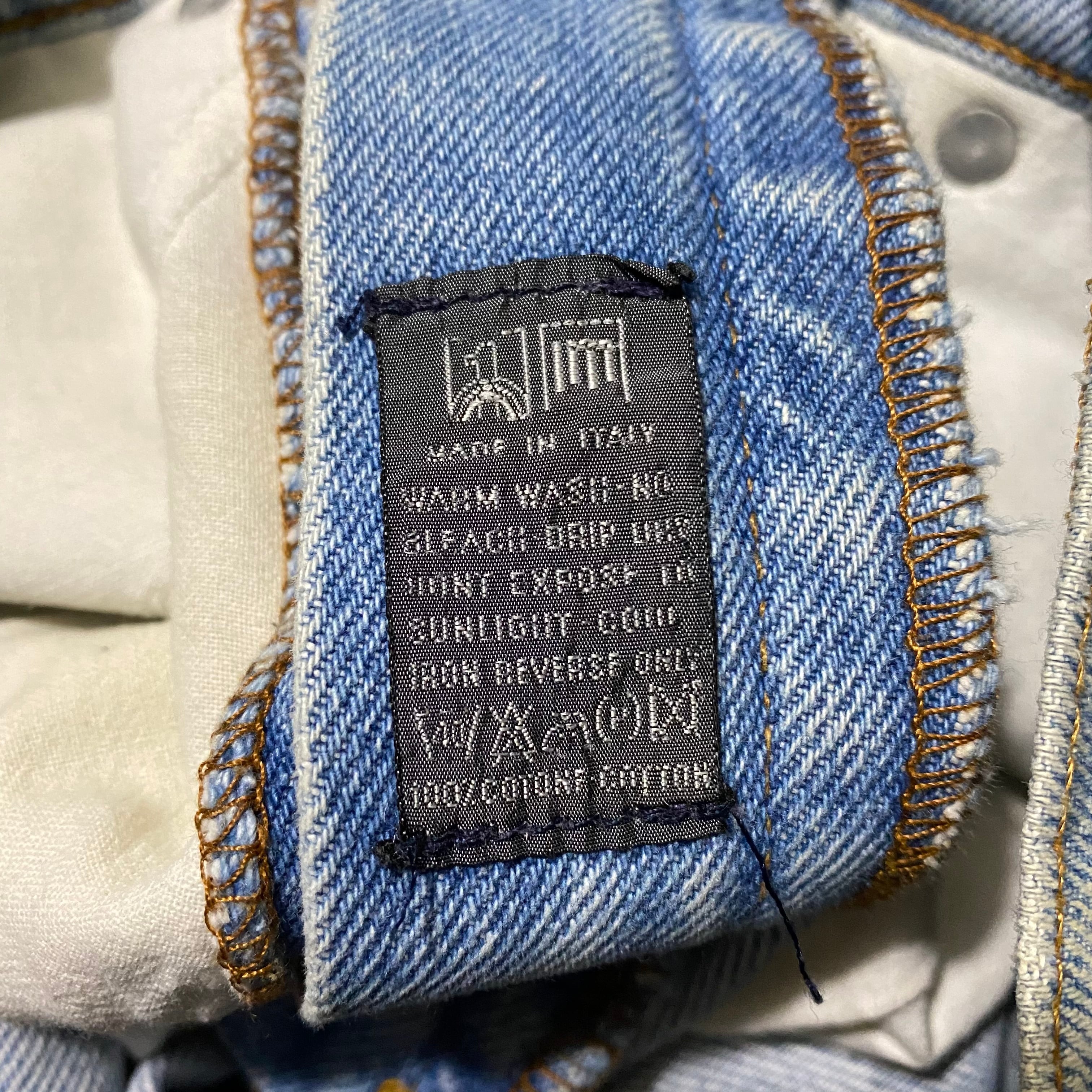 old VALENTINO GARAVANI tapered denim pants | NOIR ONLINE