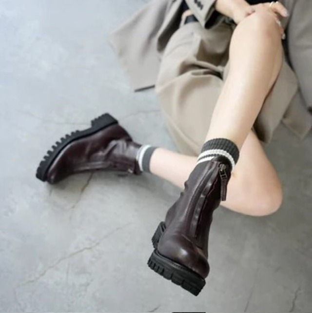 yuko imanishi＋ HAKU zip short boots