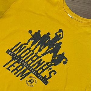 【anvil】NBA インディアナペイサーズ Pacers バスケ Tシャツ XL ビッグサイズ 企業ロゴ バックプリント us古着 アメリカ古着