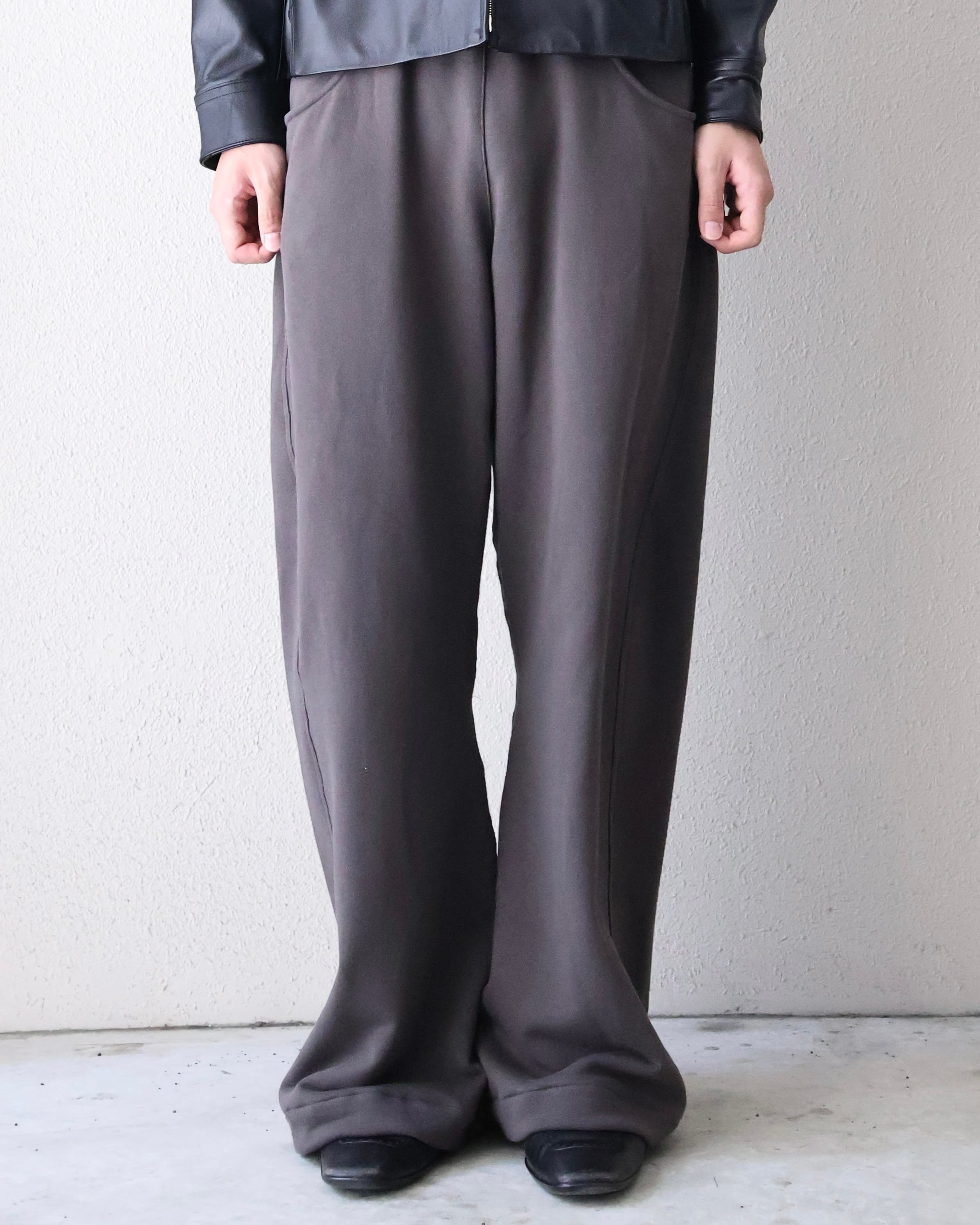 【26SS/JOONE JOONAM】3/4 O-trouser 26SS/JOONE JOONAM】3/4 O-trouser | blendmarket