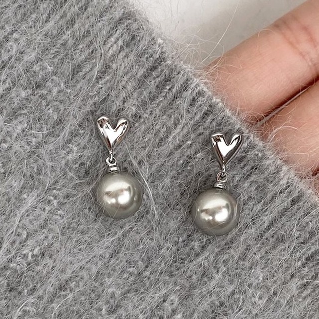 シルバーハートパールピアス　CH2537