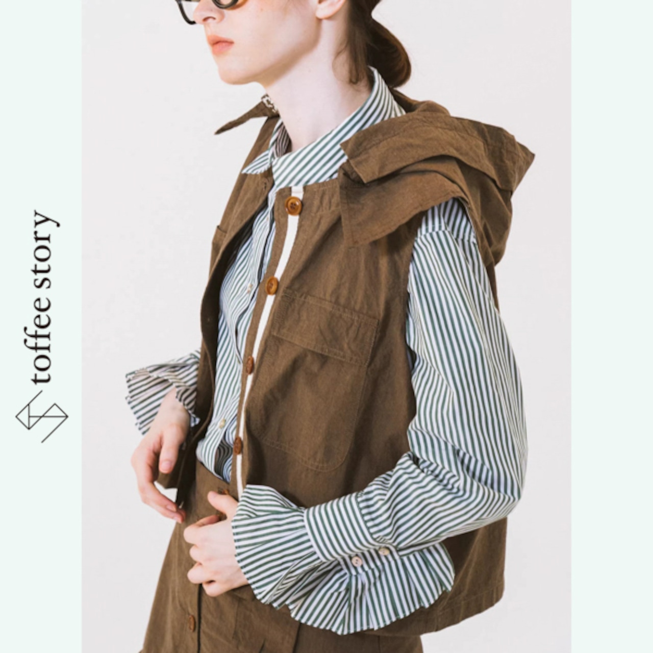 木漏れ日カーゴと旅の記憶フーディベスト 《W0196》