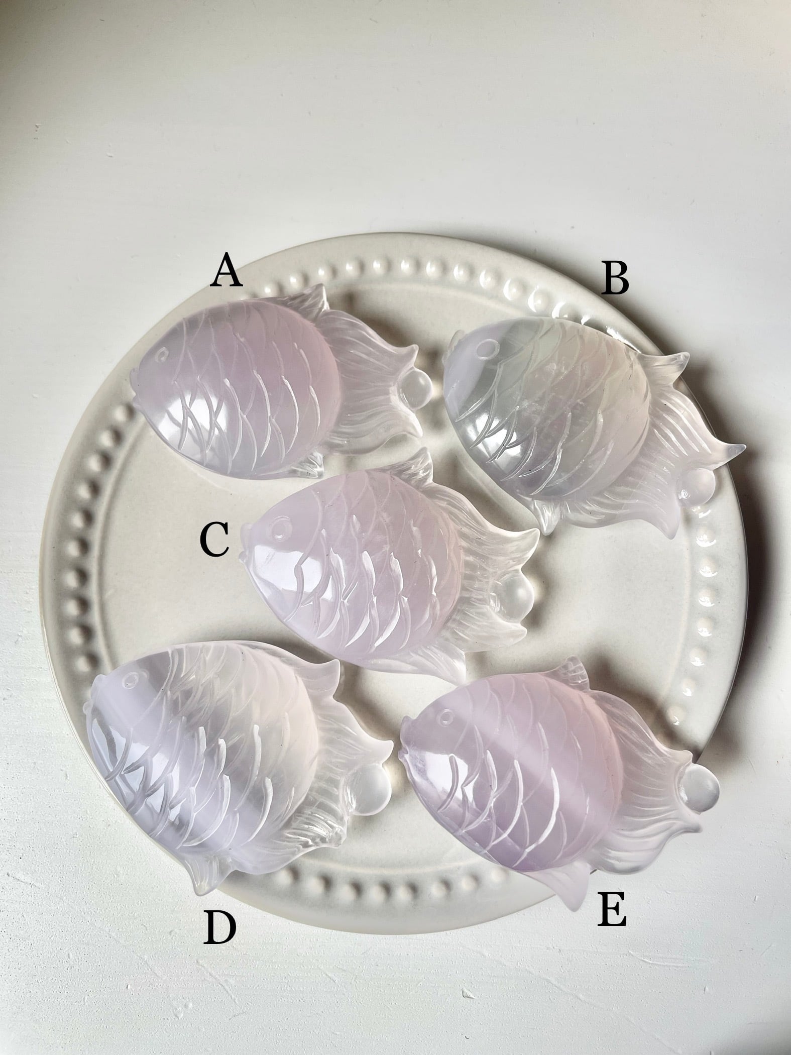 Lavender Fluorite Fish / ラベンダーフローライト　魚