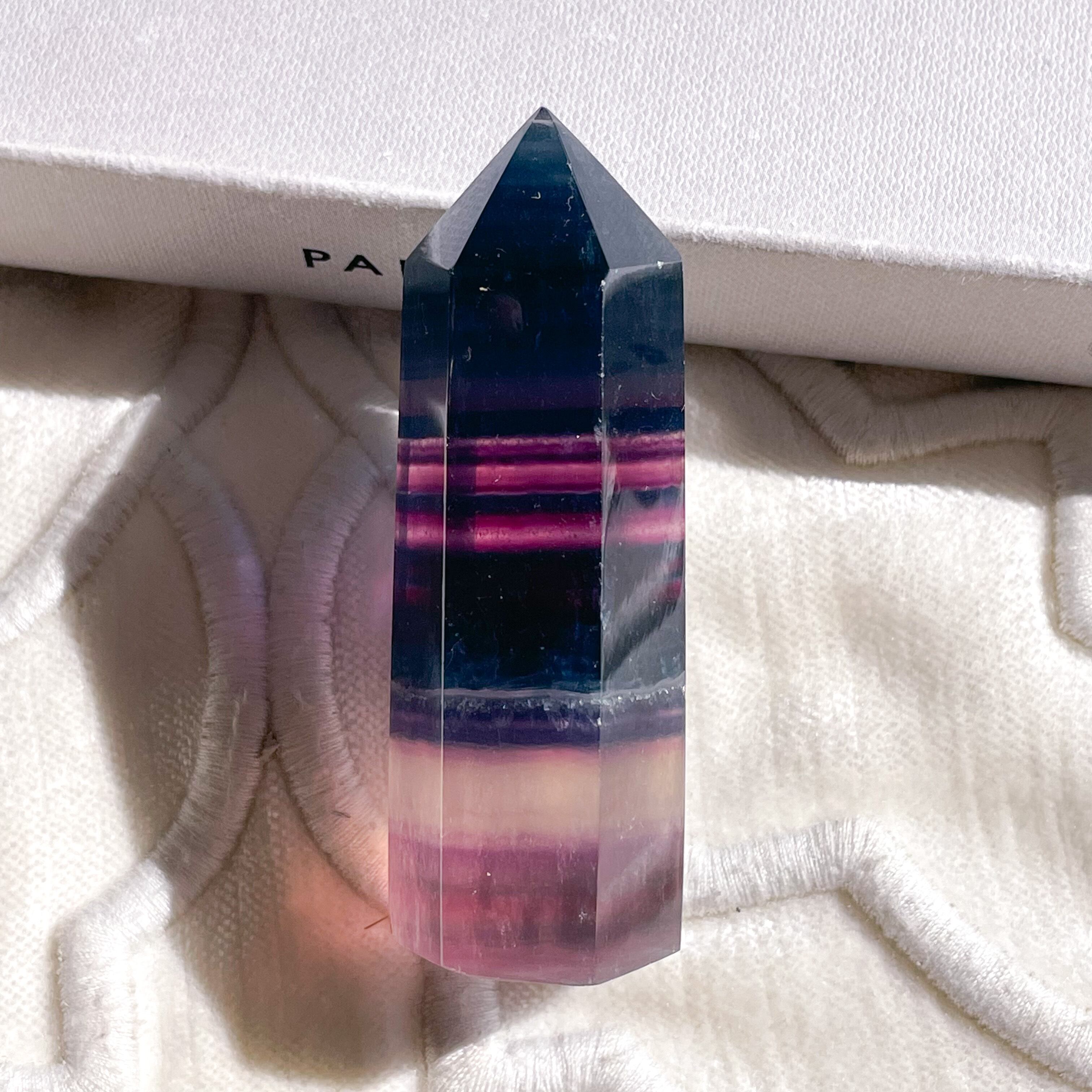 Blue Rainbow Fluorite Point 2 ✧ 雨と虹のブルーレインボーフローライト