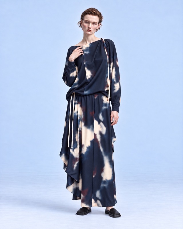 ASYMMETRY PRINT DRAWSTRING SET UP