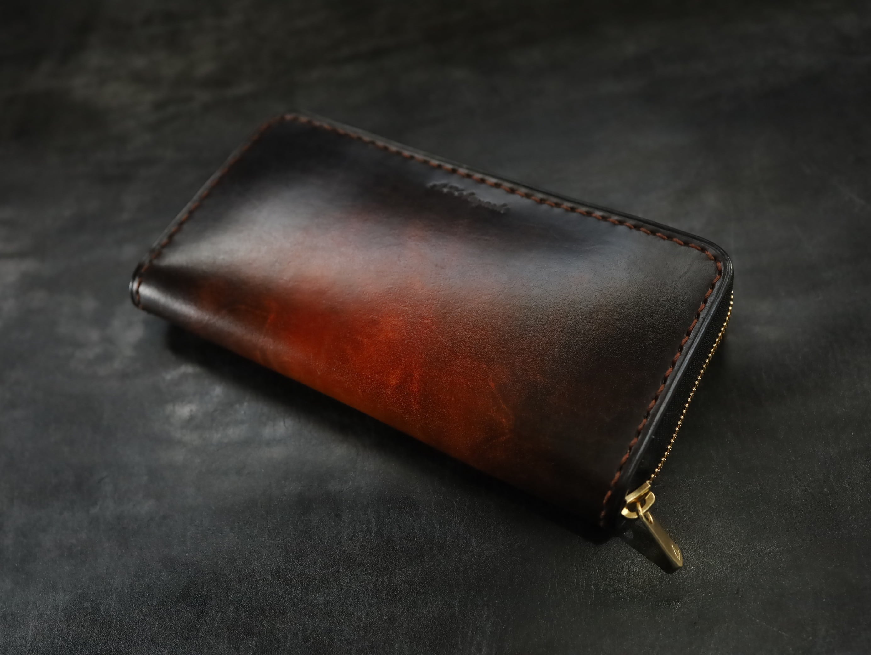 猫のラウンドファスナー長財布 | Haruleather