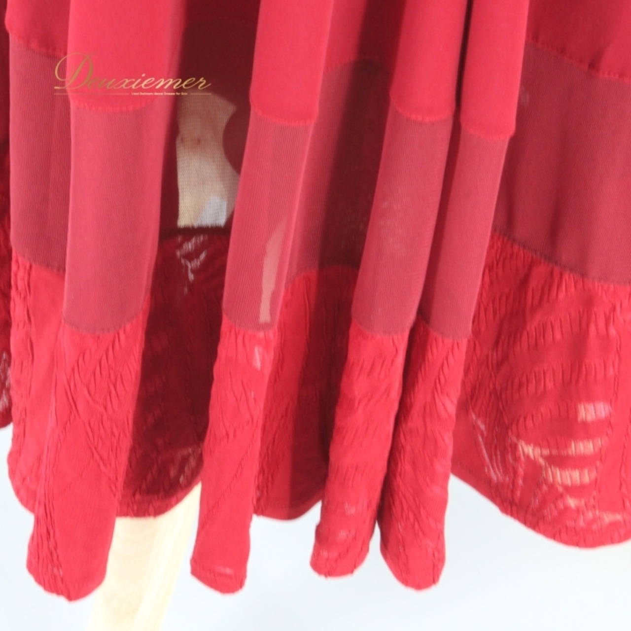 社交ダンス 衣装 スタンダード スカート レッスンウェア Legend Pro タカダンス レッド系 赤 練習着 フォーマル シンプル 派手 レース カジュアル パーティー 伸縮性 ウエストゴム フレアスカート コスチューム ダンス練習衣装 レディース おしゃれ 動きやすい 上品 デュエット 発表会 鮮やか 体型カバー 使い回し さりげない おすすめ