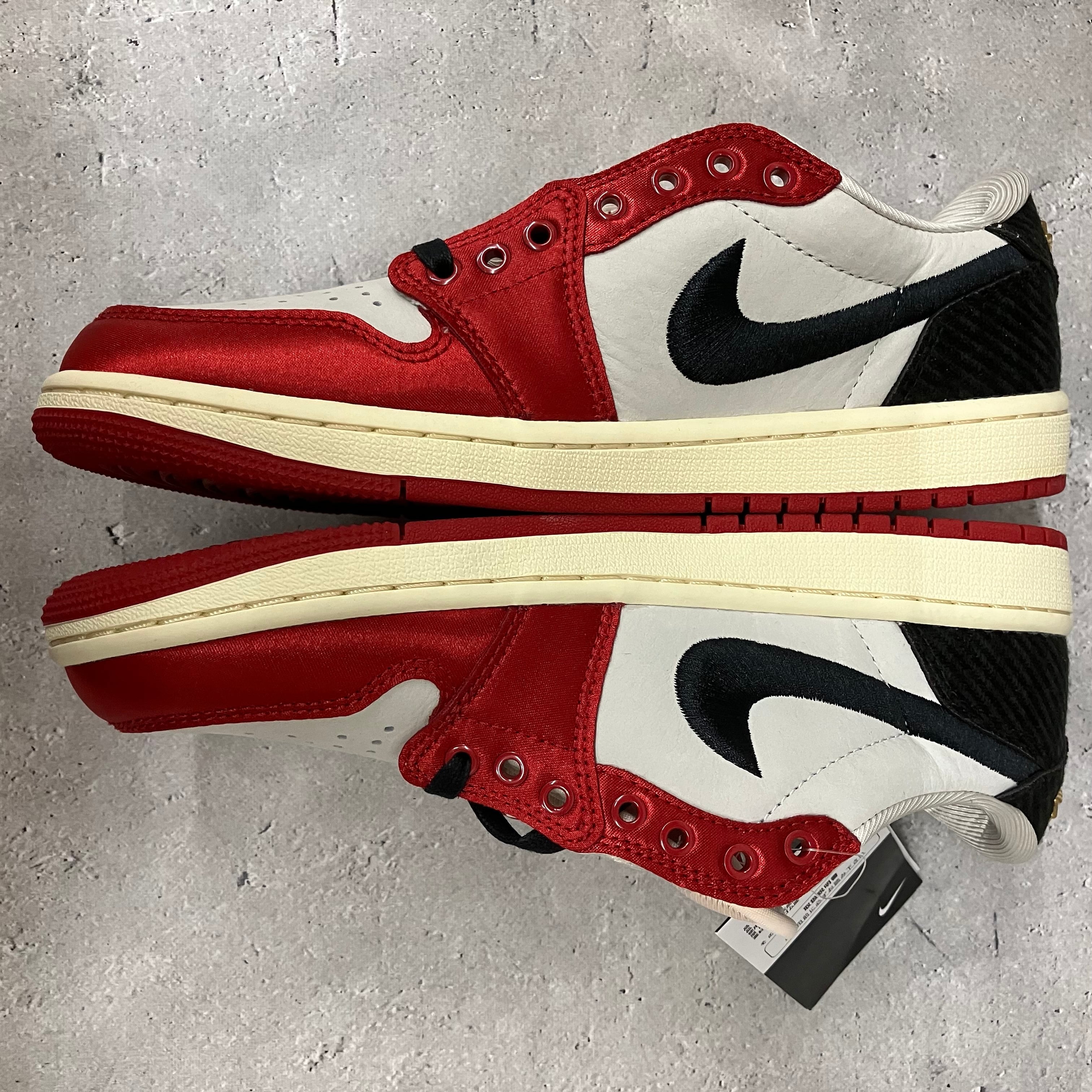 Trophy Room × Nike Air Jordan 1 Low OG Trophy Room × Nike Air Jordan 1 Low OG