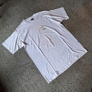 "PUNTA DE OMITA" アメリカ製 両面プリントTシャツ used [308008]