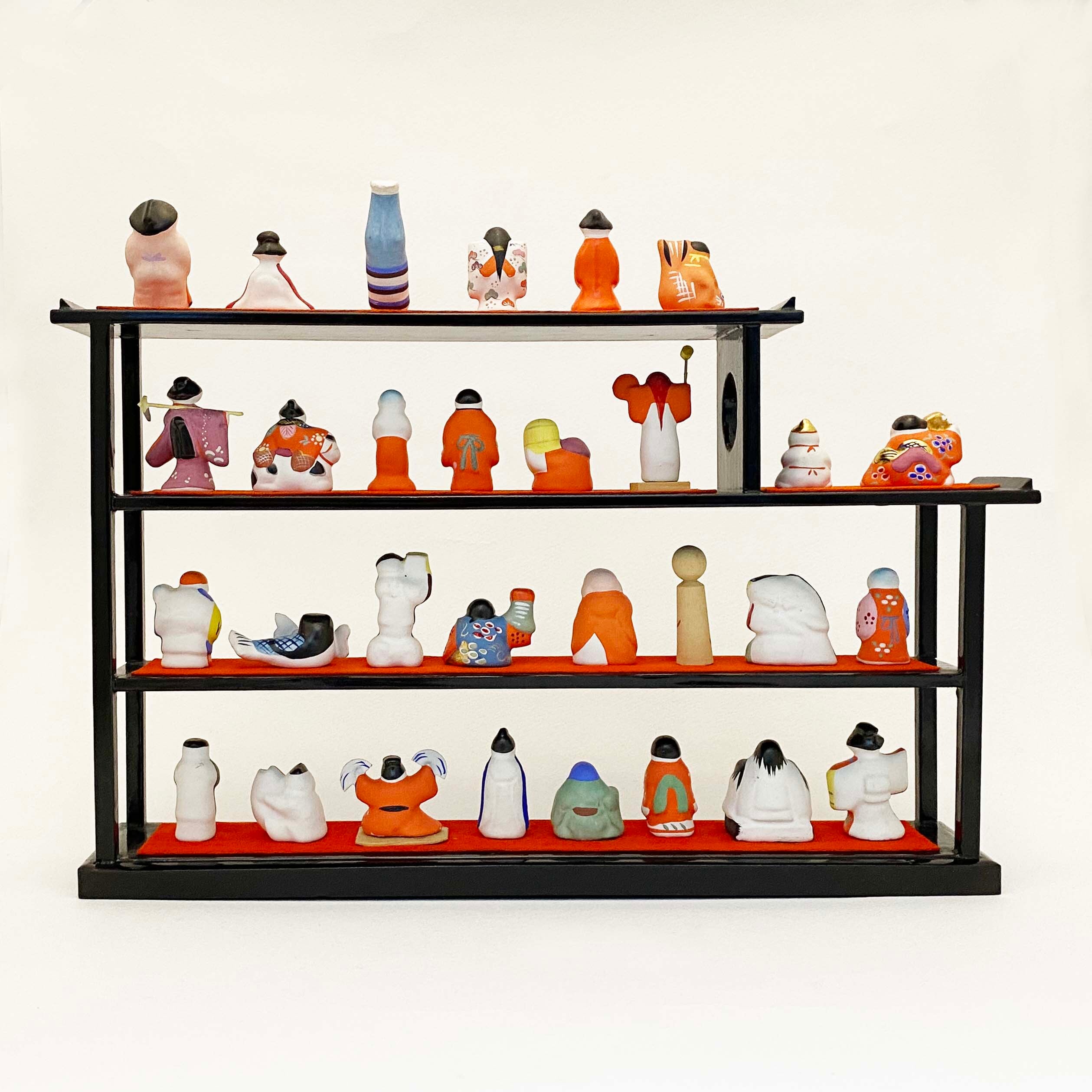 諸国人形ヴィンテージ30体セット（大光作・専用棚付き）