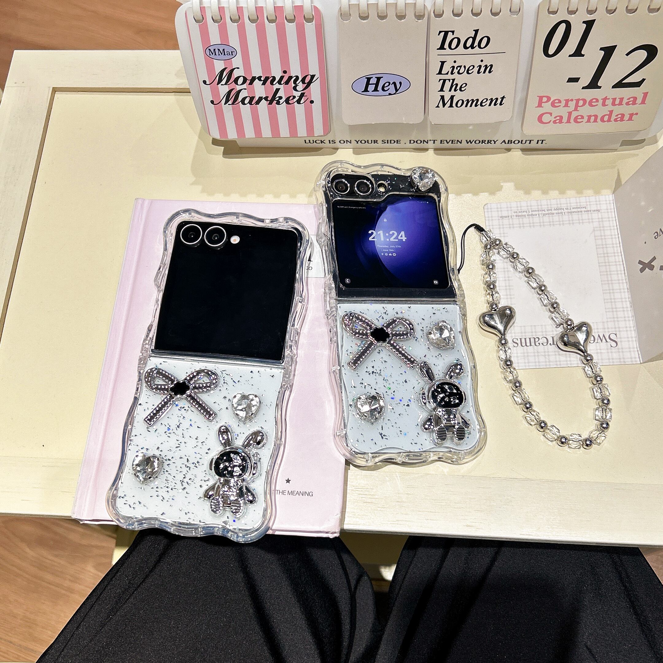 透明感 Galaxy Z Flip 7 6 5 4 3 ケース ウエーブフレーム かわいい