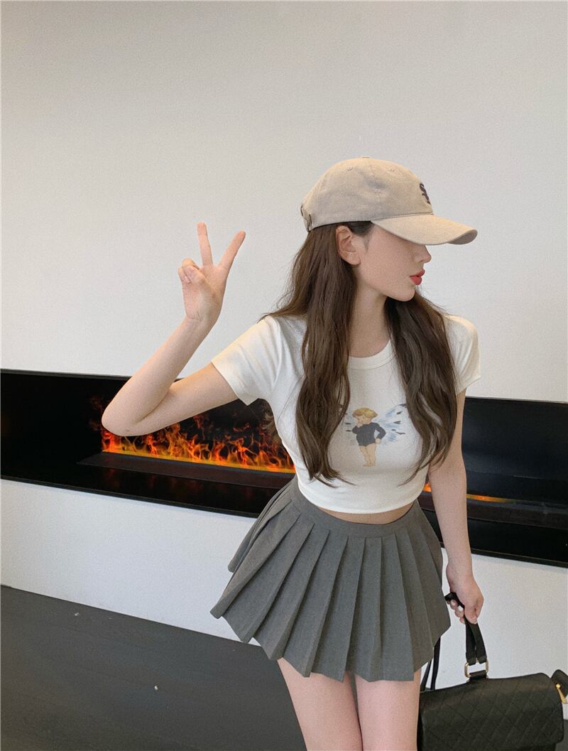 ショートTシャツ サマーホワイトトップス 夏物 ブラックストロベリース41552534611