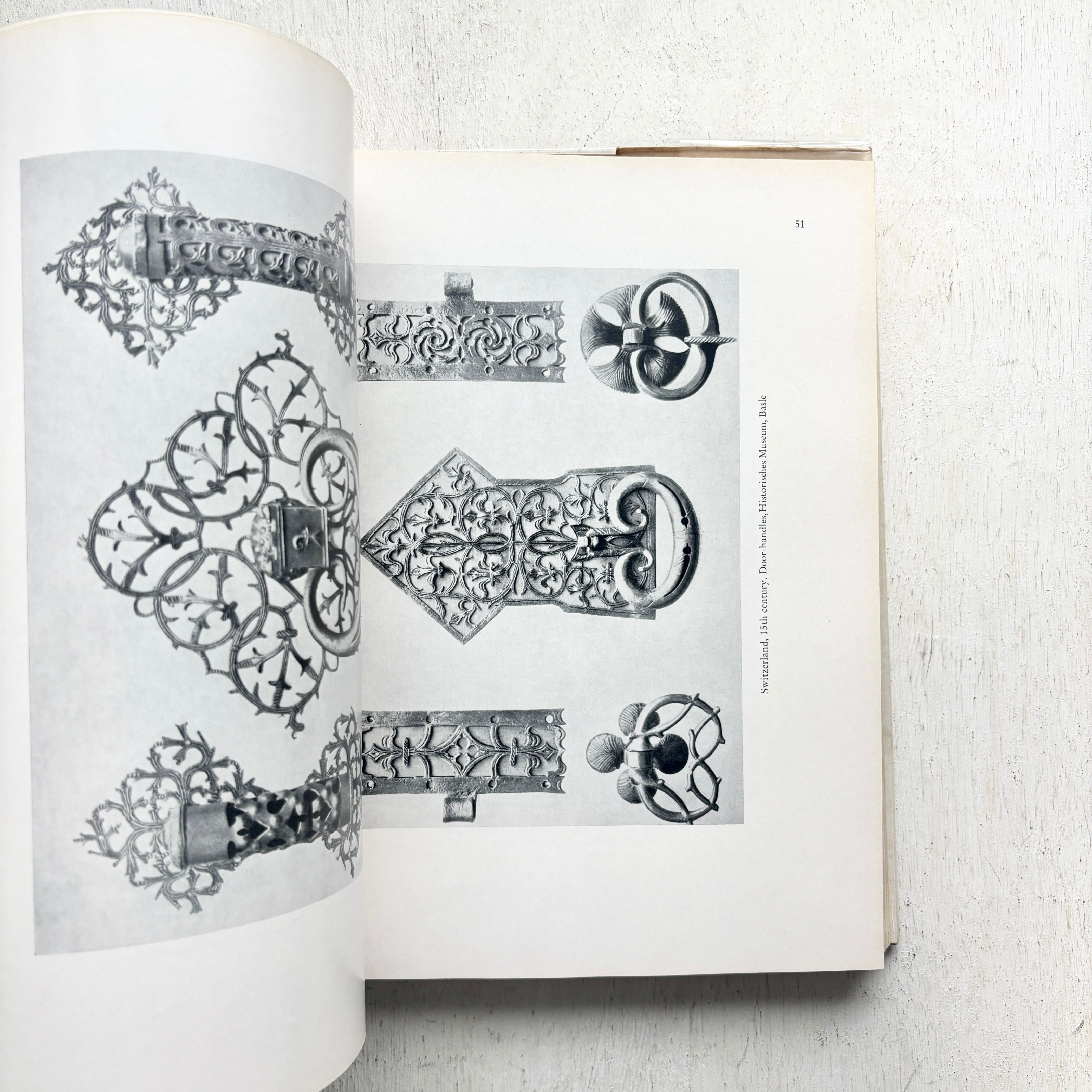 アイアンワークのコレクション A Handbook of Wrought Iron | folklora