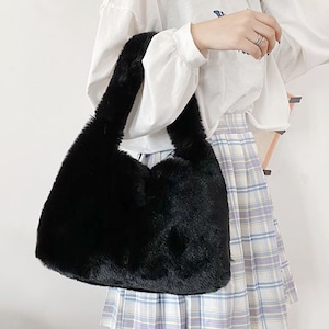 ファー トート バッグ レディース 秋冬 大人 通勤 通学 大容量 もこもこ 軽量 おしゃれ かわいい カジュアル 大人可愛い 大人女子