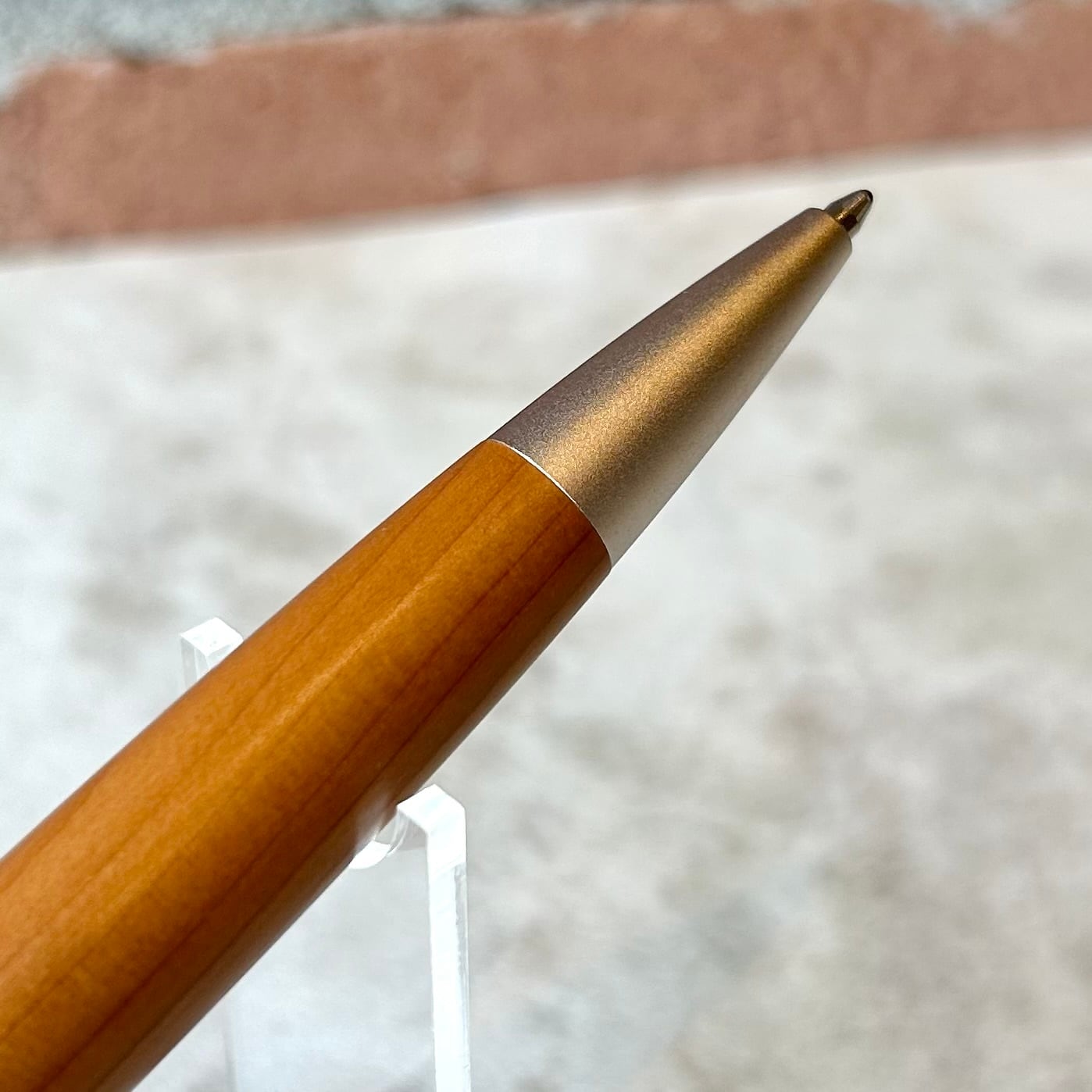 ラミー 「 LAMY 2000 単色ボールペン （木軸／タクサス） 」 | ペンネ