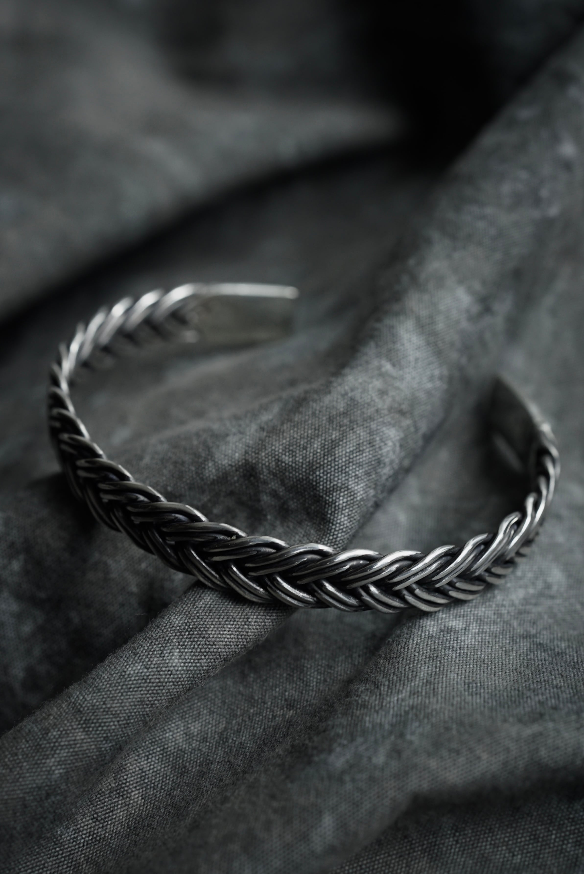 受注生産】Hand Made Silver / Braid Bangle | C O L I N A