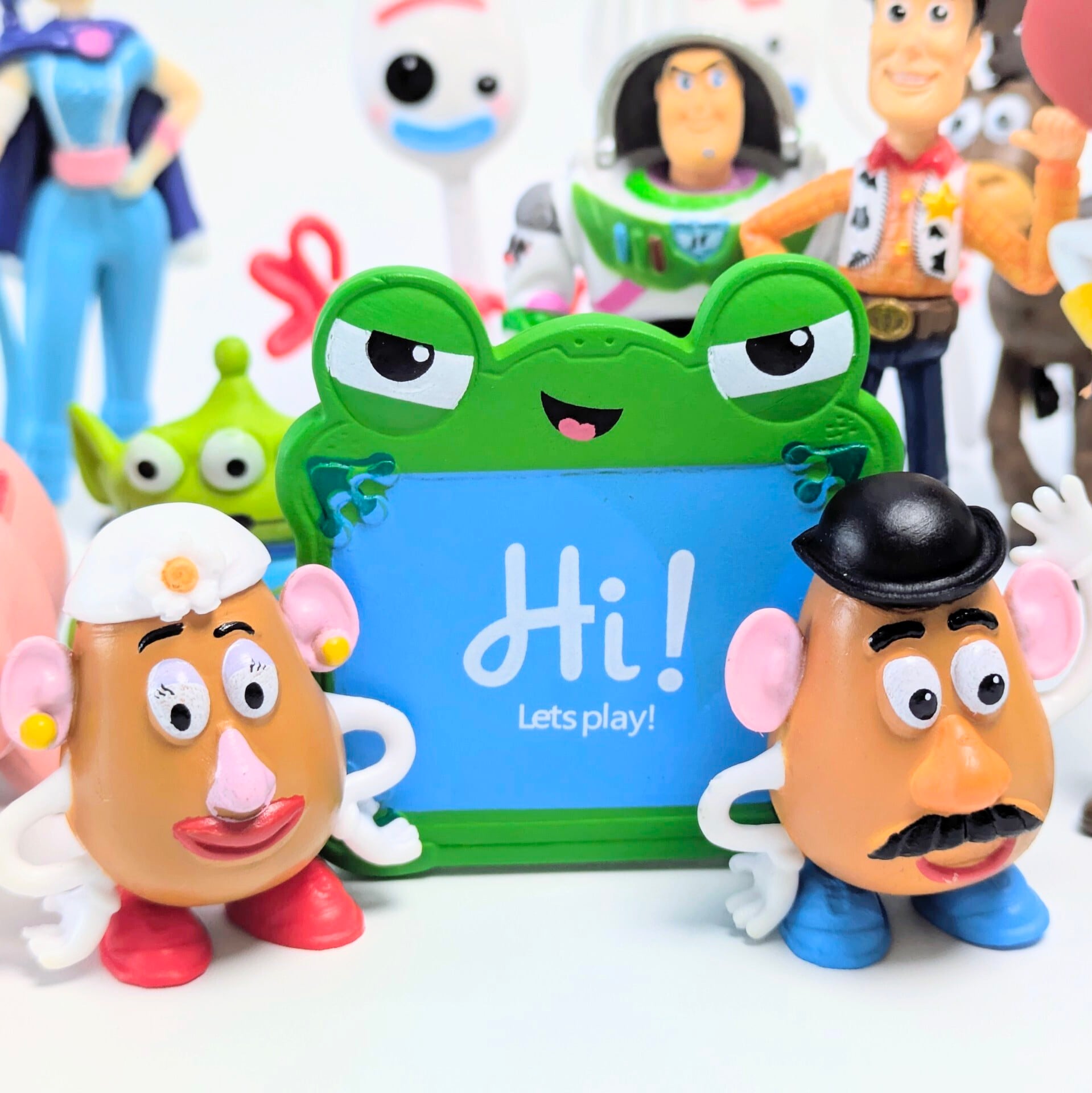 トイ・ストーリー フィギュア 17体セット TOY STORY 5（ トイストーリー5 ）】PVC ミニフィギュア 17Pセット