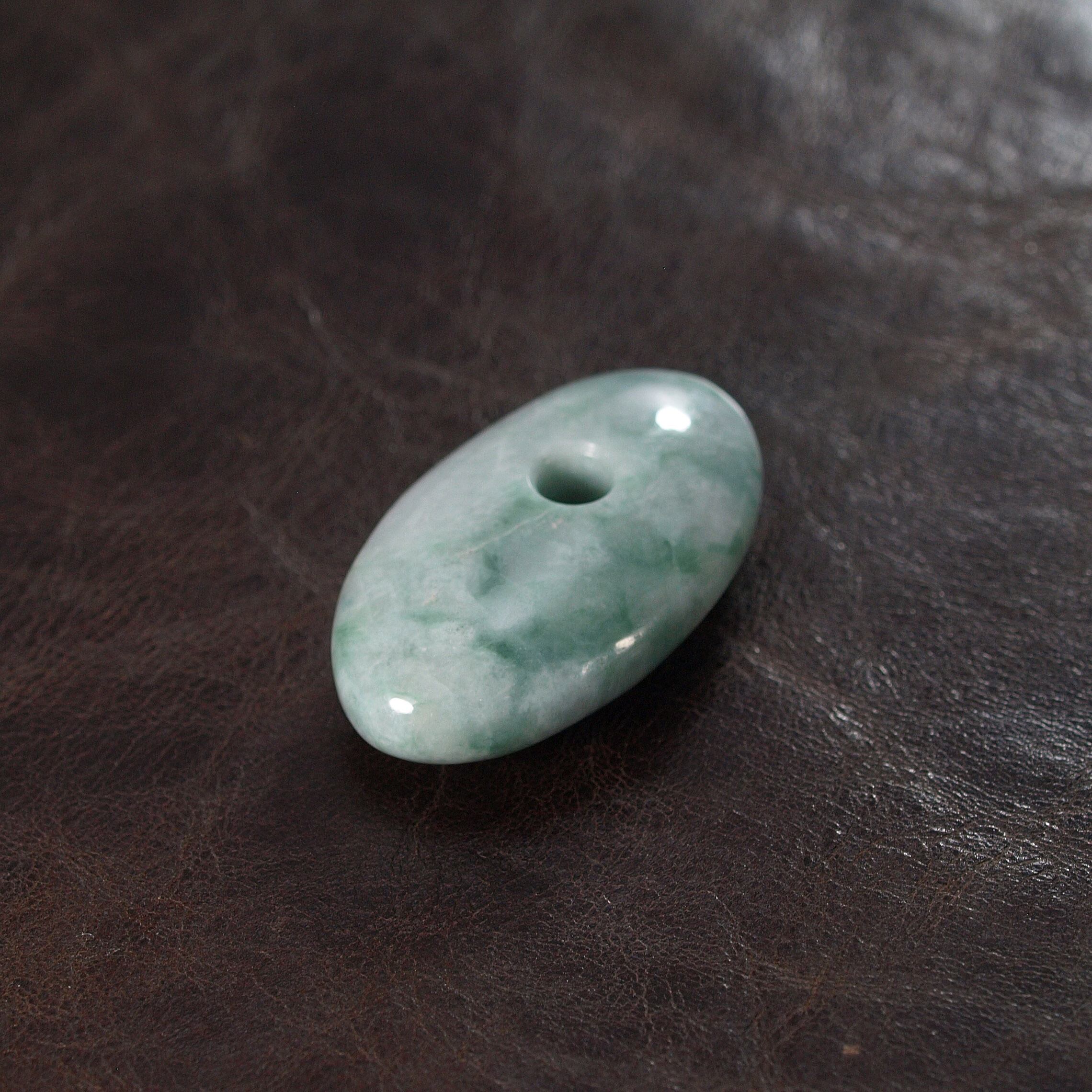 糸魚川翡翠 ミニ大珠 垂飾 ペンダント12.4g Bluish green marble jadeite mini-Taishu | URUWA 工房  うるわ powered by BASE