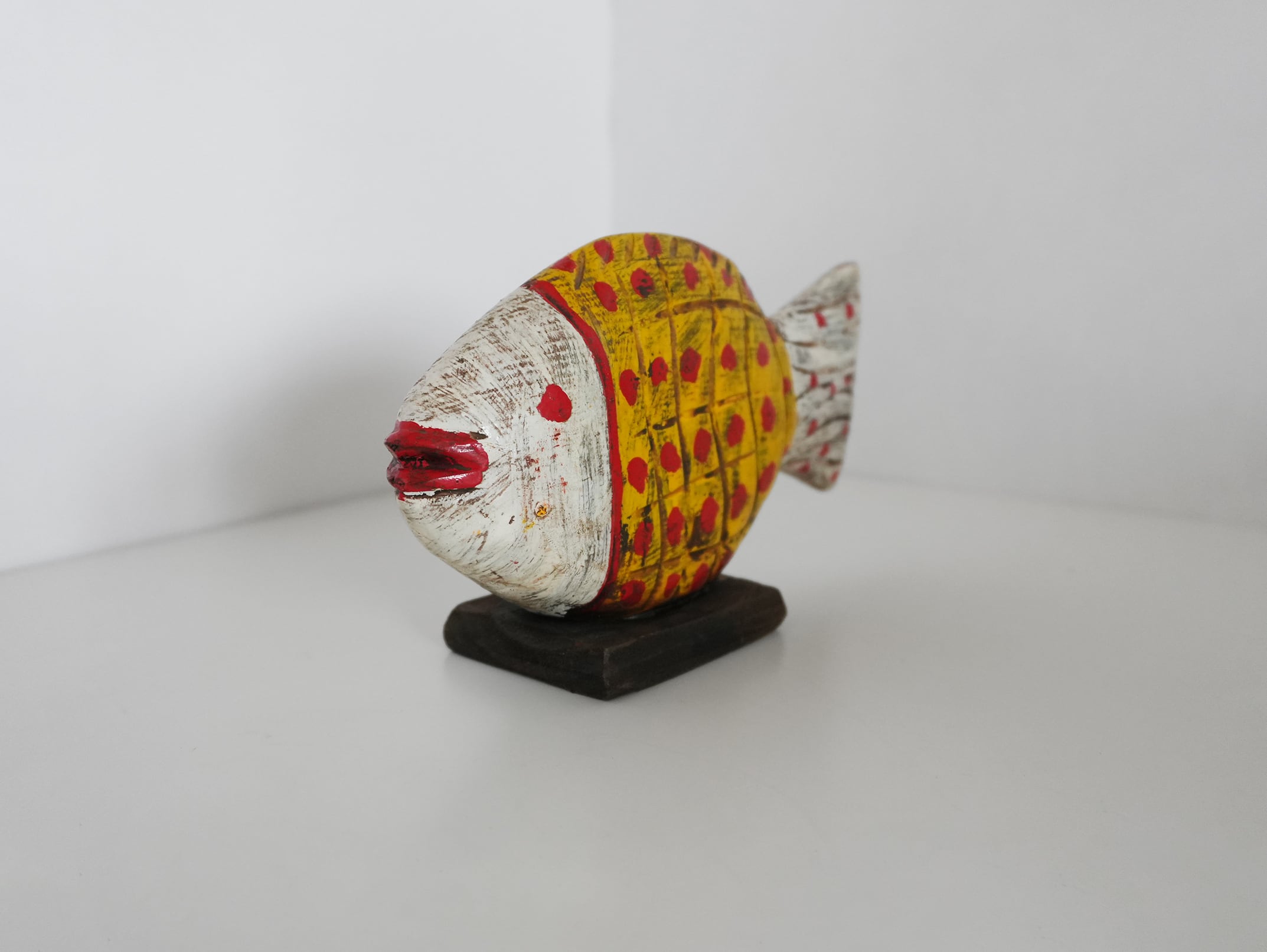 アフリカ雑貨 モロッコ 木彫りの魚｜アフリカ オブジェ｜Hand-Carved