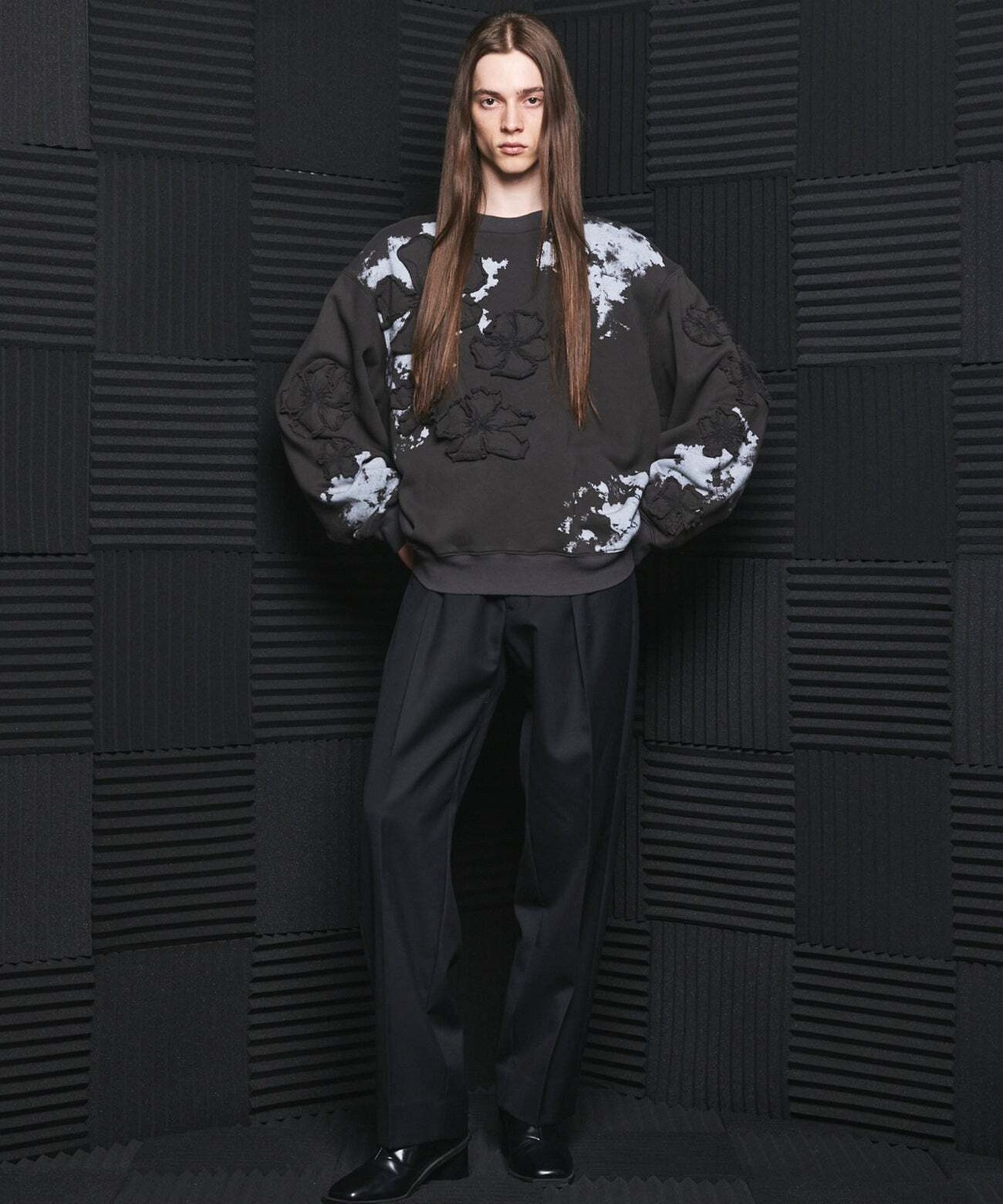 【26AW | MEN】MAISON SPECIAL メゾンスペシャル / フラワーパッチプライムオーバークルーネックスウェット  / 11262411703 - 3