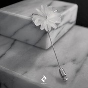 +flores・ピンブローチ (+flor de cristal)