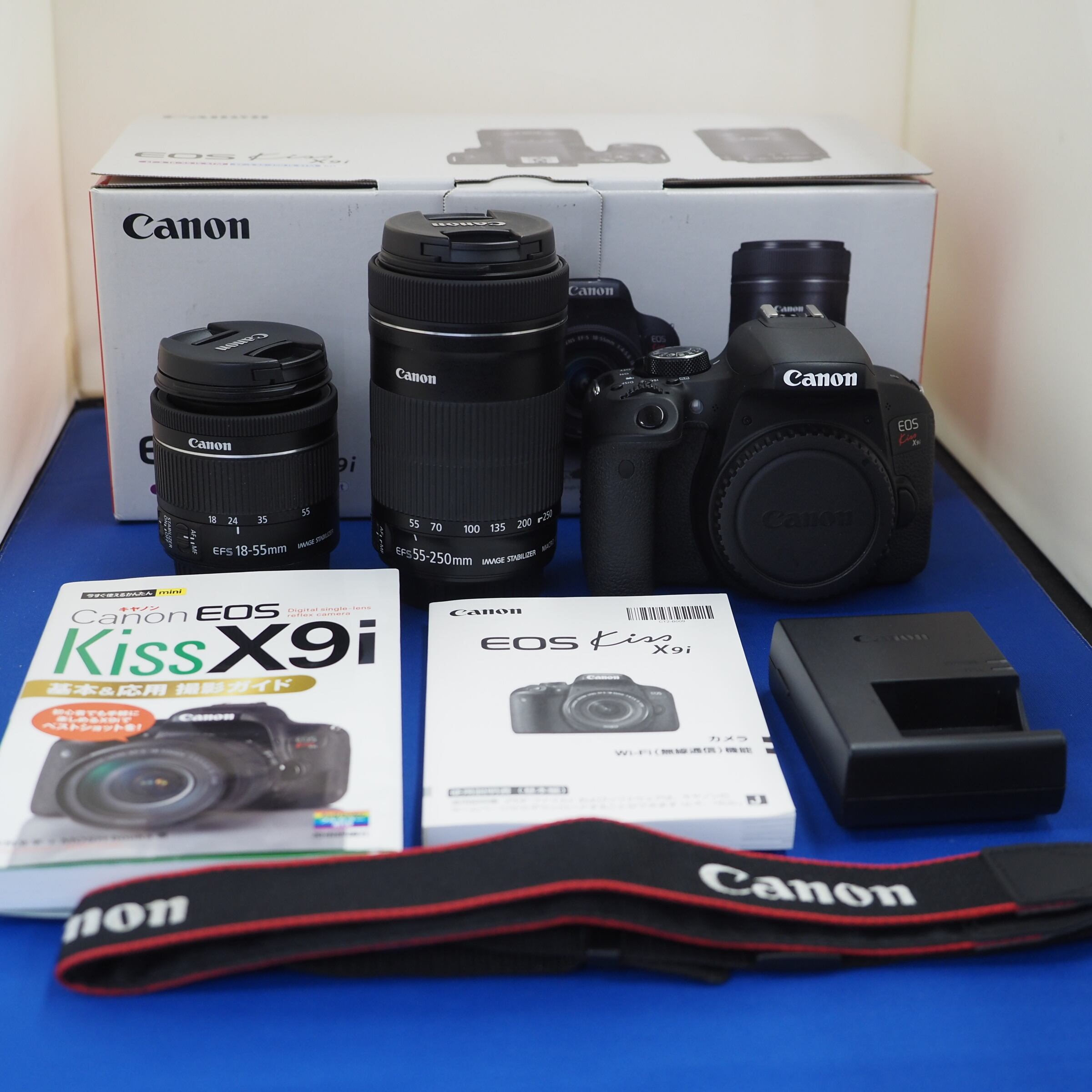 【中古品】Canon キヤノン EOS Kiss X9i ダブルズームキット
