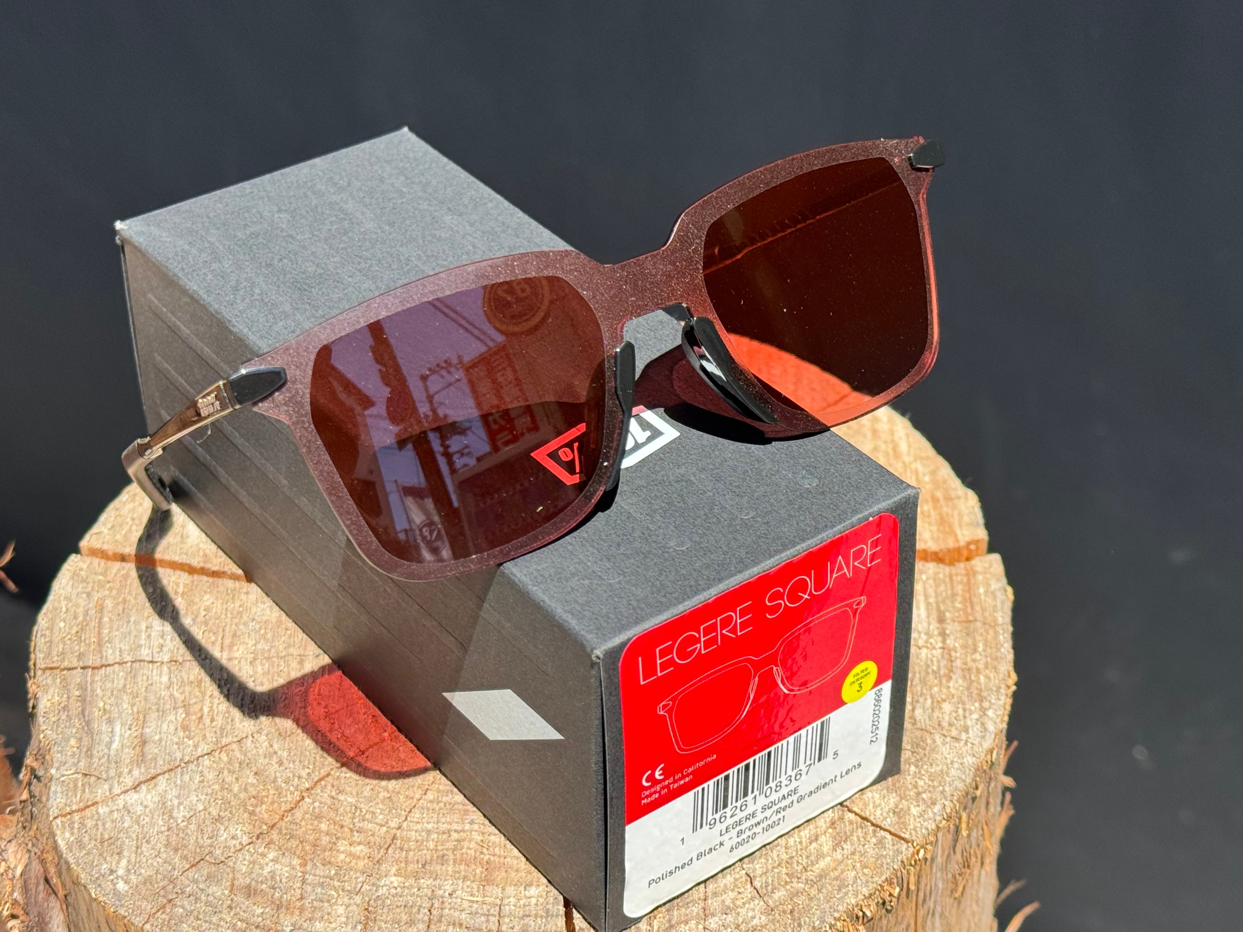 100％】ワンハンドレッド サングラス LEGERE SQUARE Red Gradient