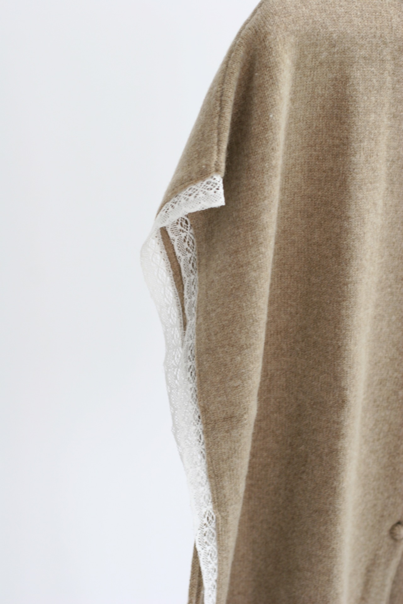 【Gauze#】Sonia LEAVER LACE KNIT VEST（G1235）