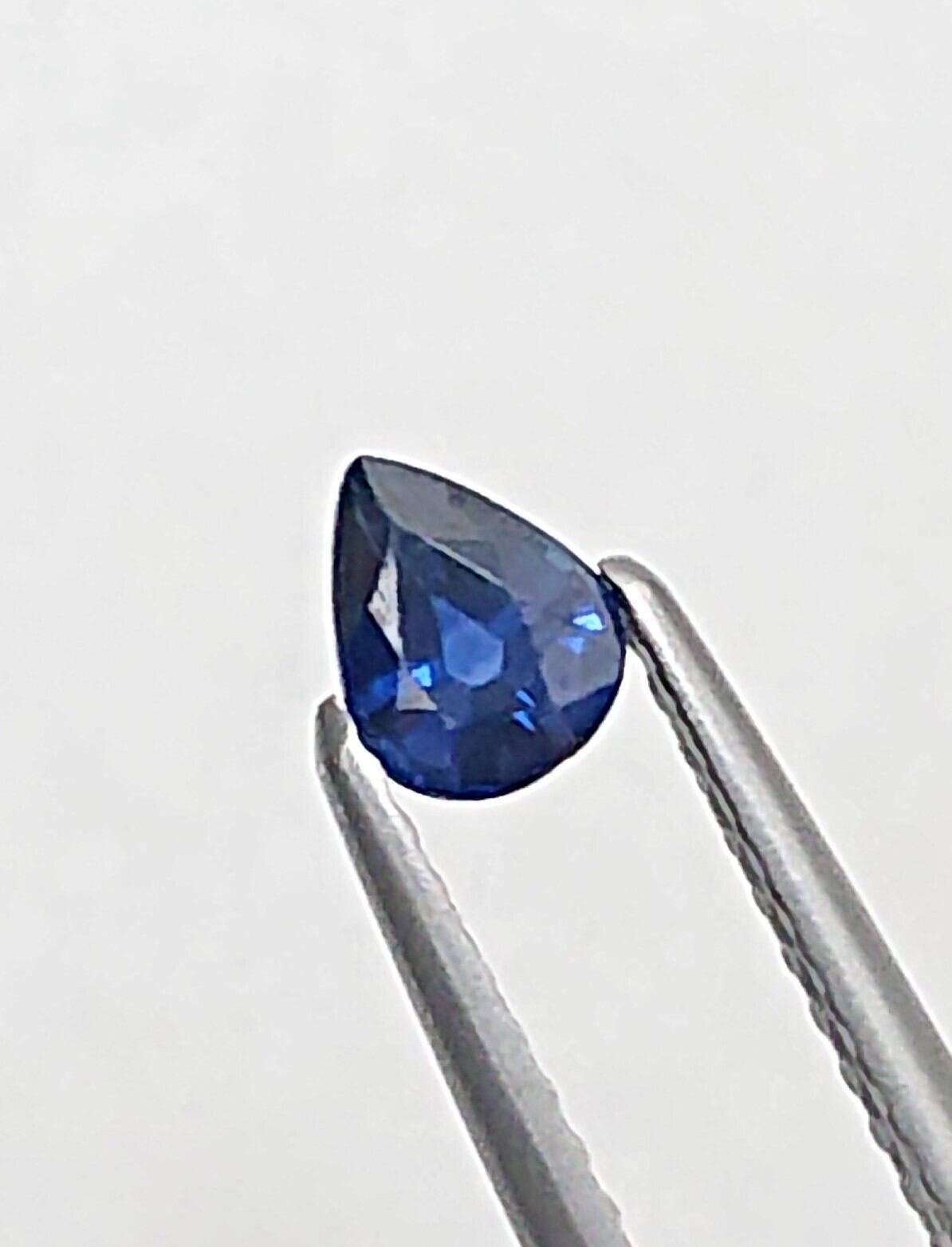 美品！ サファイア 0.36ct ペアシェイプ ルース (LA-2720) | ＬＡＧＯＯＮ