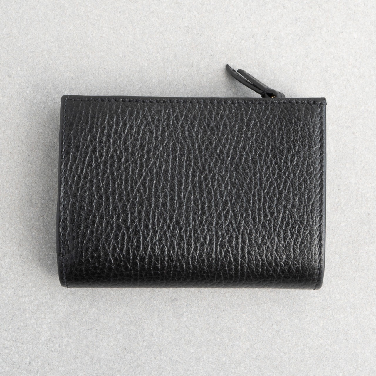 グッチ ダブルG スモールウォレット ブラック レザー AW25