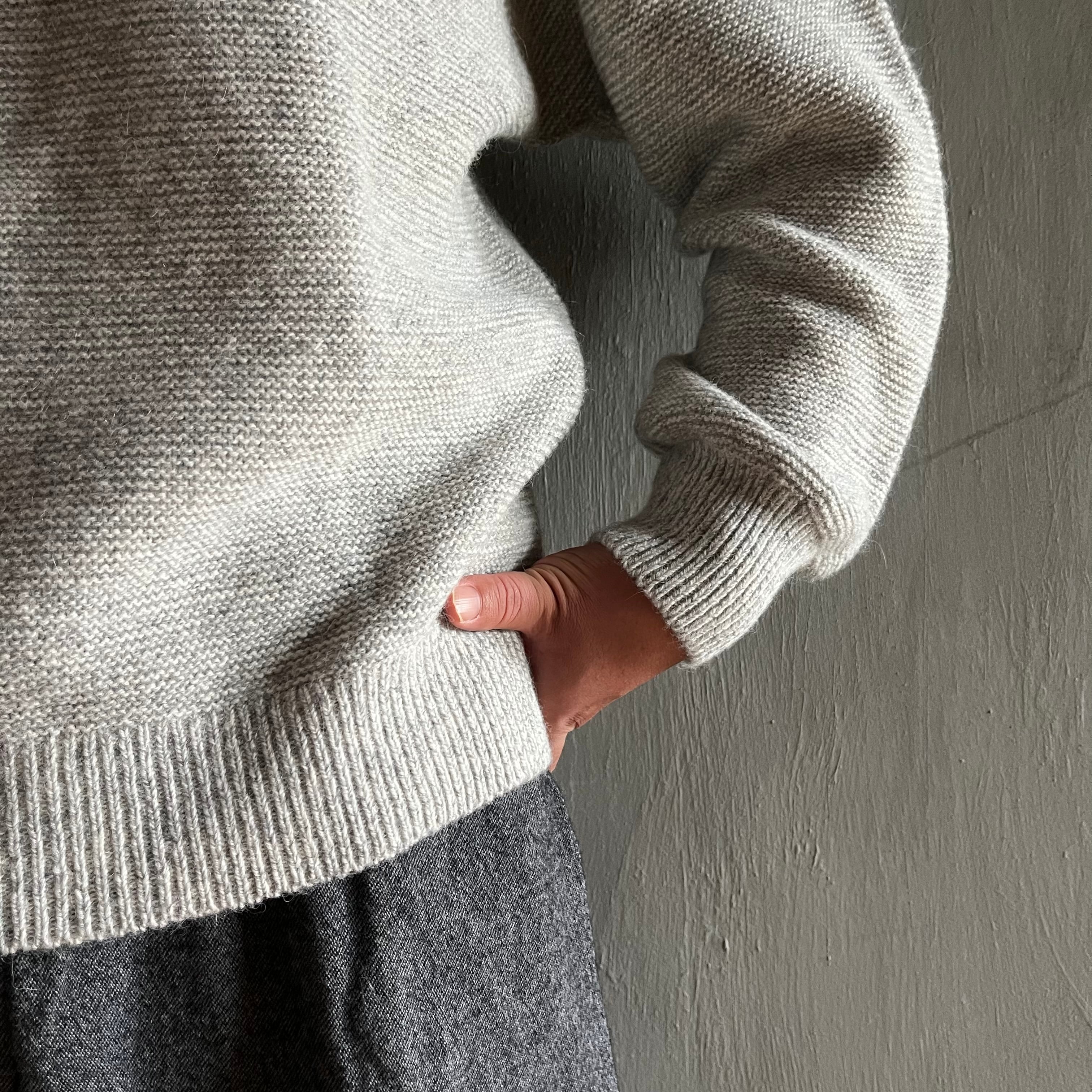 MITTAN|アルパカウールセーター KN-32 薄灰