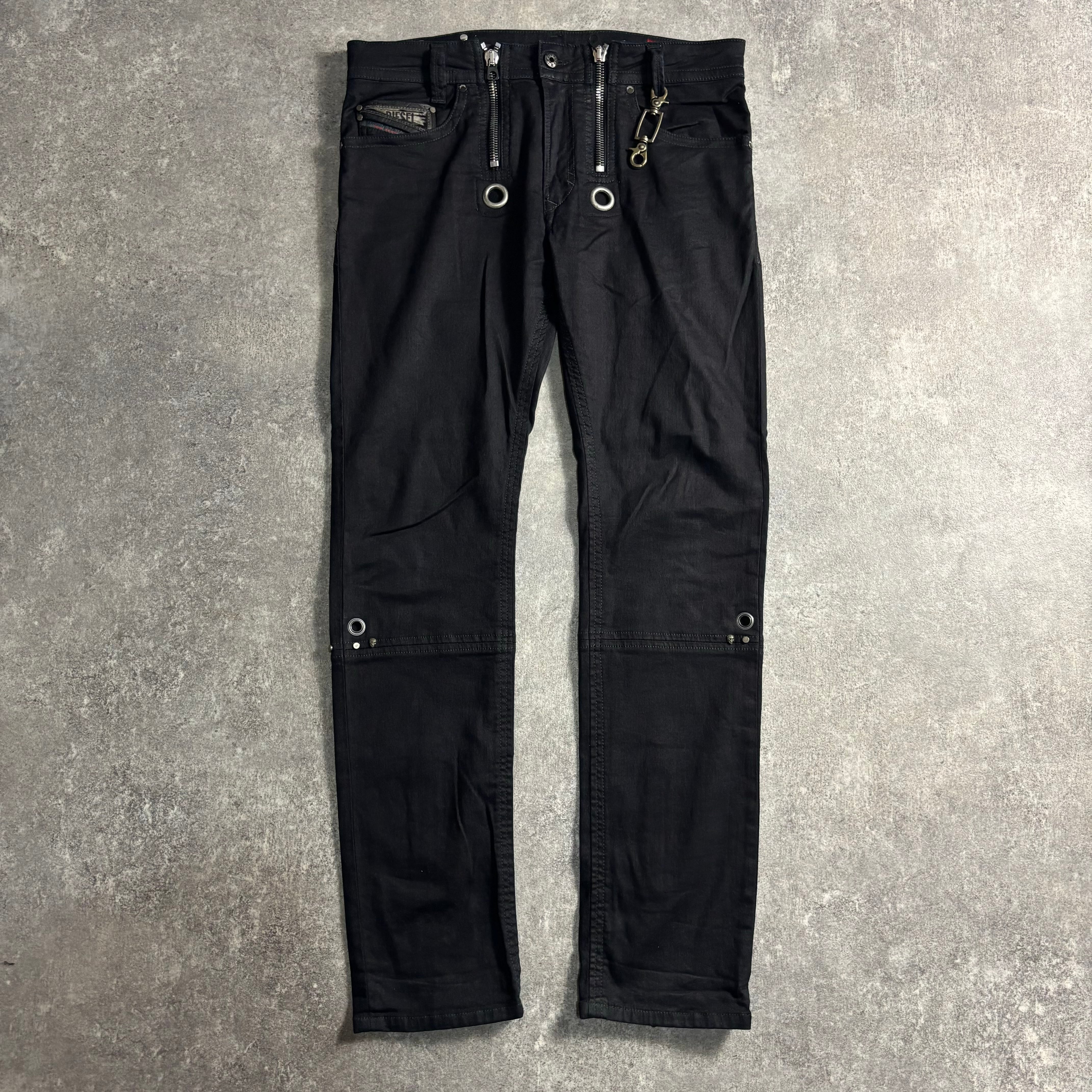 PRADA SPORT アーカイブスニーカー 名作 ブラック×シルバー 36 PRADA SPORT アーカイブスニーカー 名作 ブラック×シルバー 36 | LOST