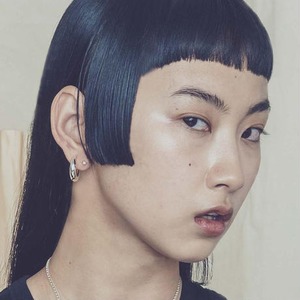 Soierie ソワリー / norme drop tiny pierce (Silver) / ピアス