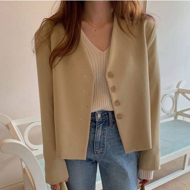 アウター レディース ジャケット  ショート丈 ノーカラー フォーマル 袖あり 長袖 ラウンドネック シングルブレスト 前開き  かわいい 大人可愛い きれいめ カジュアル 上品 エレガント おしゃれ お洒落 綺麗 フォーマル パーティー イベント レストラン カーキ ネイビー 春 秋 冬 入学式 入園式 卒業式 卒園式 10代 20代 30代 韓国 普段使い 着回し 定番 ママ ファッション コーデ 送料無料