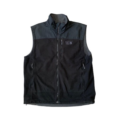 “00s MOUNTAIN HARD WEAR” fleece vest