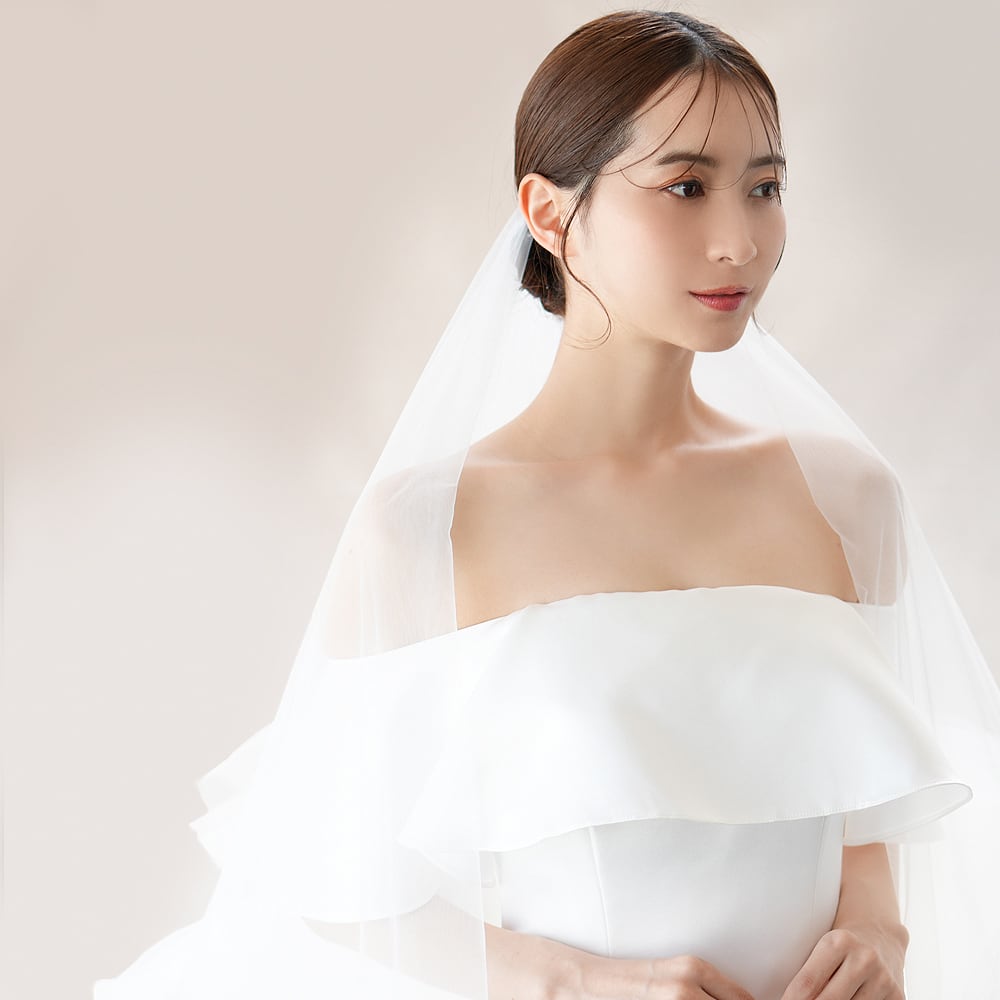 ボリュームチュールのウエディングベール Trofimena