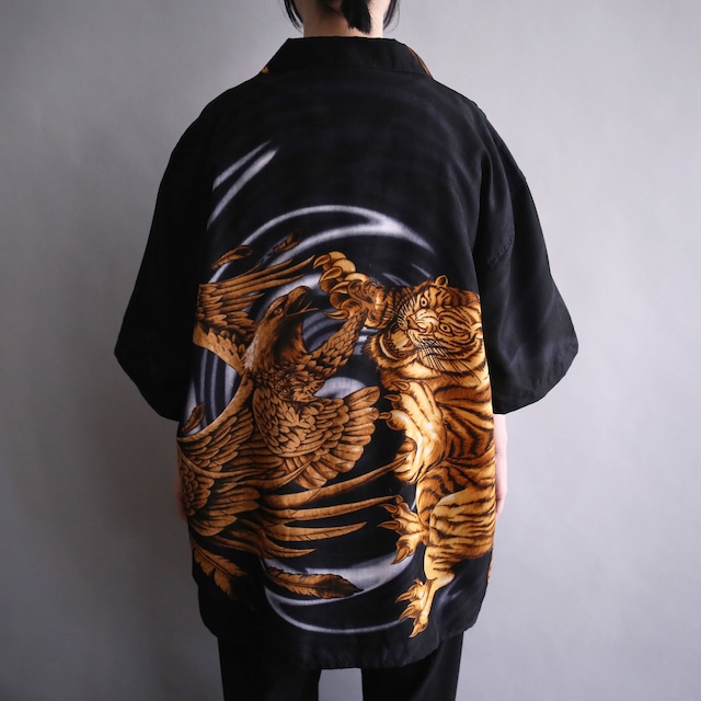 "虎×鷹" full graphic pattern loose h/s shirt