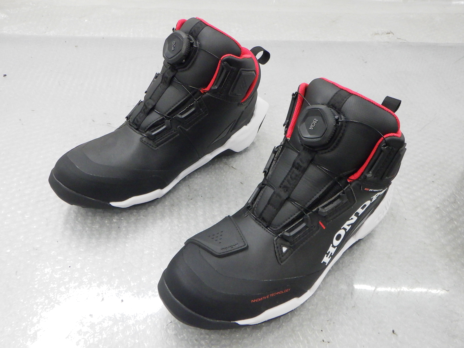 TAICHI RDX DRYMASTER バイク靴 ブラック/レッド TAICHI RDX DRYMASTER バイク靴 ブラック/レッド