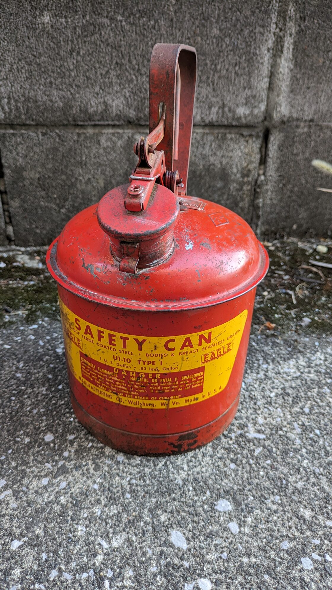 Vintage EAGLE Metal GasolinCan SafetyCan 1gallon Oil Can 