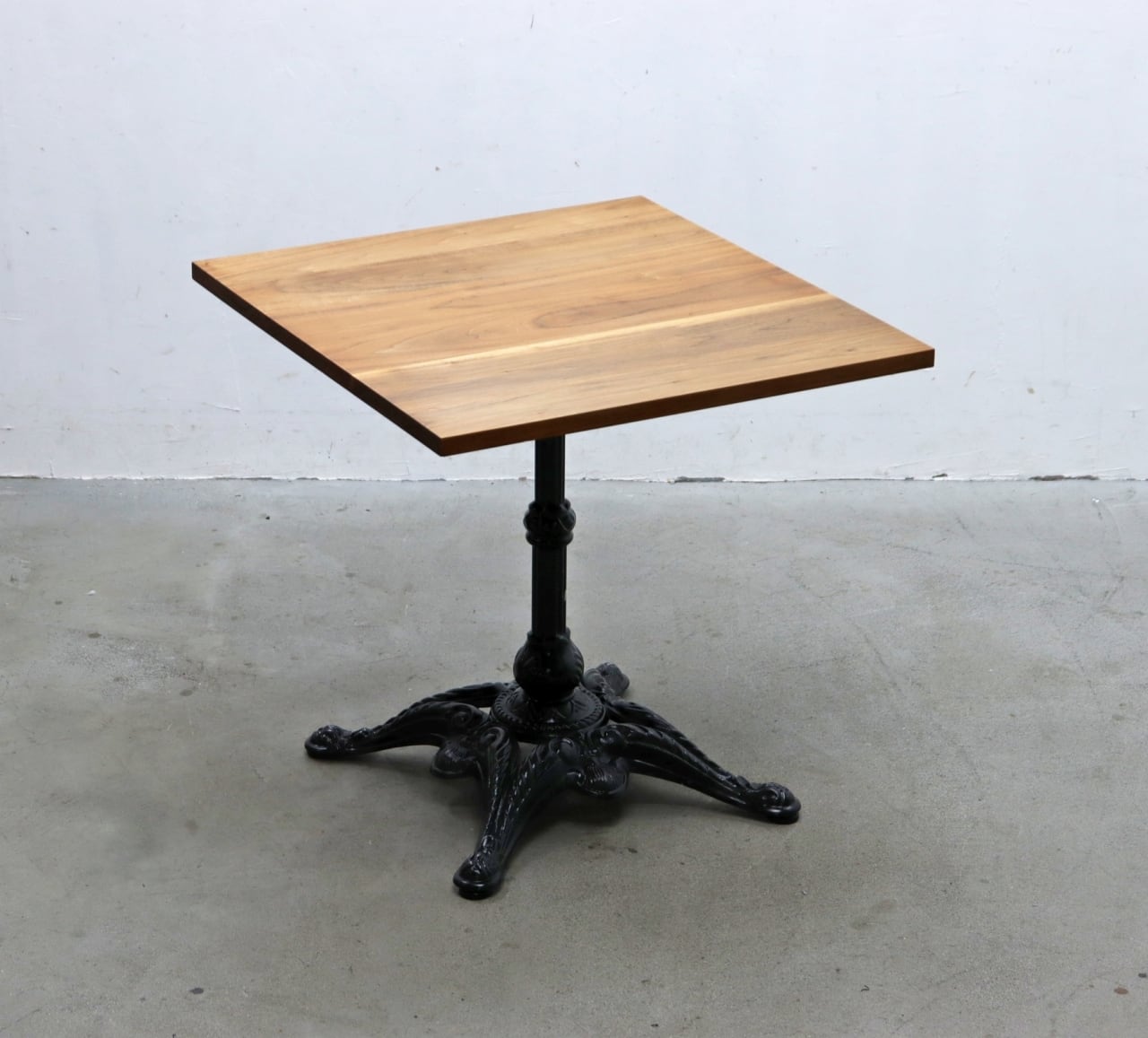 ウォールナット無垢材 ダイニング カフェテーブル モダン ナチュラル