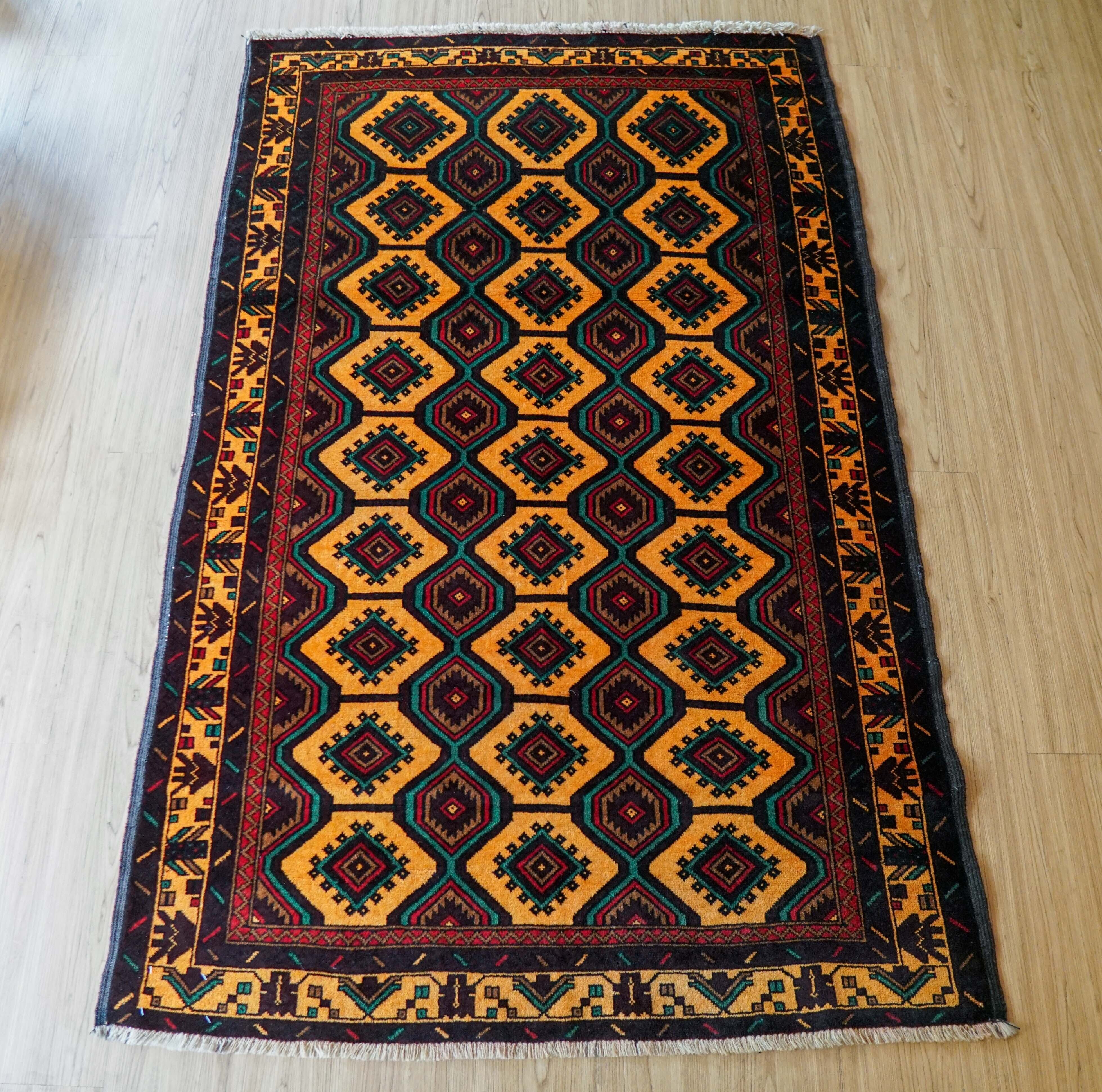 ペルシャ トライバルラグ（トルクメン族）180×113cm | Decorworks