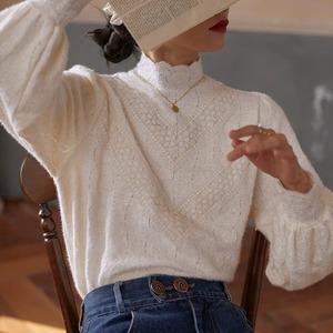 French rétro high neck tops