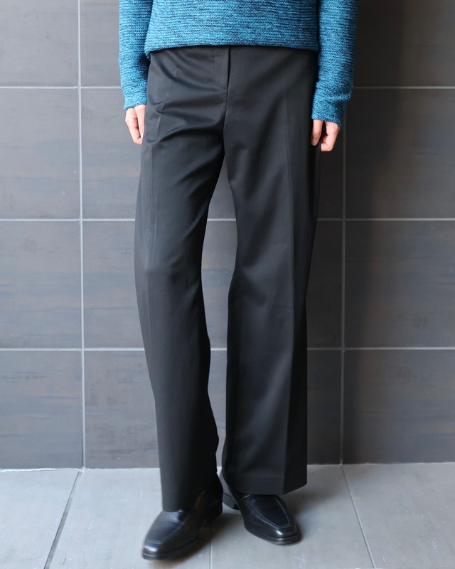 No-tuck center press straight slacks
