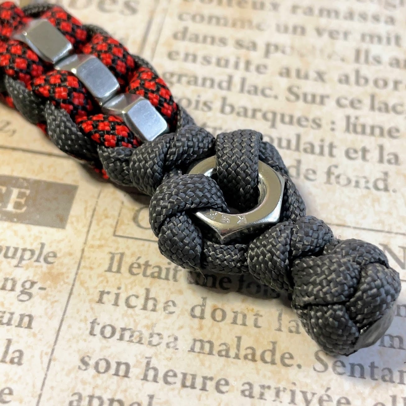 パラコード キーホルダー ナット3_1 RbG | Mask shop JKING Paracord